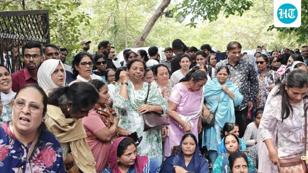 protest-erupts-over-proposed-demolition-of-church-inside-cemetery