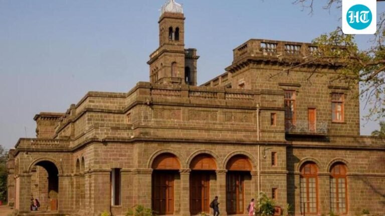 Committee to study feasibility of converting aided colleges into private universities