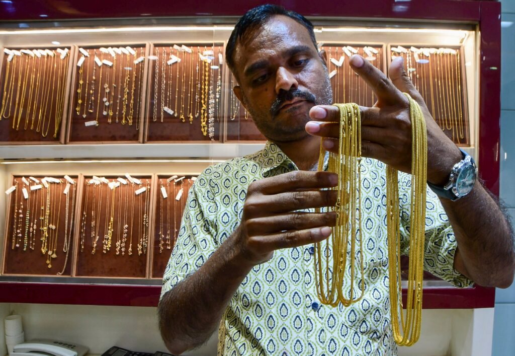 despite-pm’s-appeal,-gold-buying-unlikely-to-change