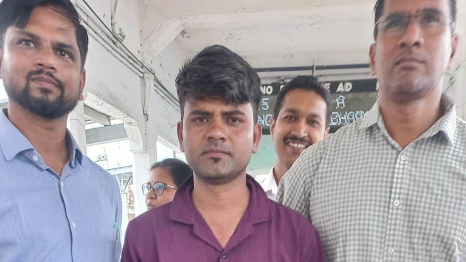 no-explosives,-‘dummy-bomb’-placed-at-hospital-in-pune-to-extort-money:-police