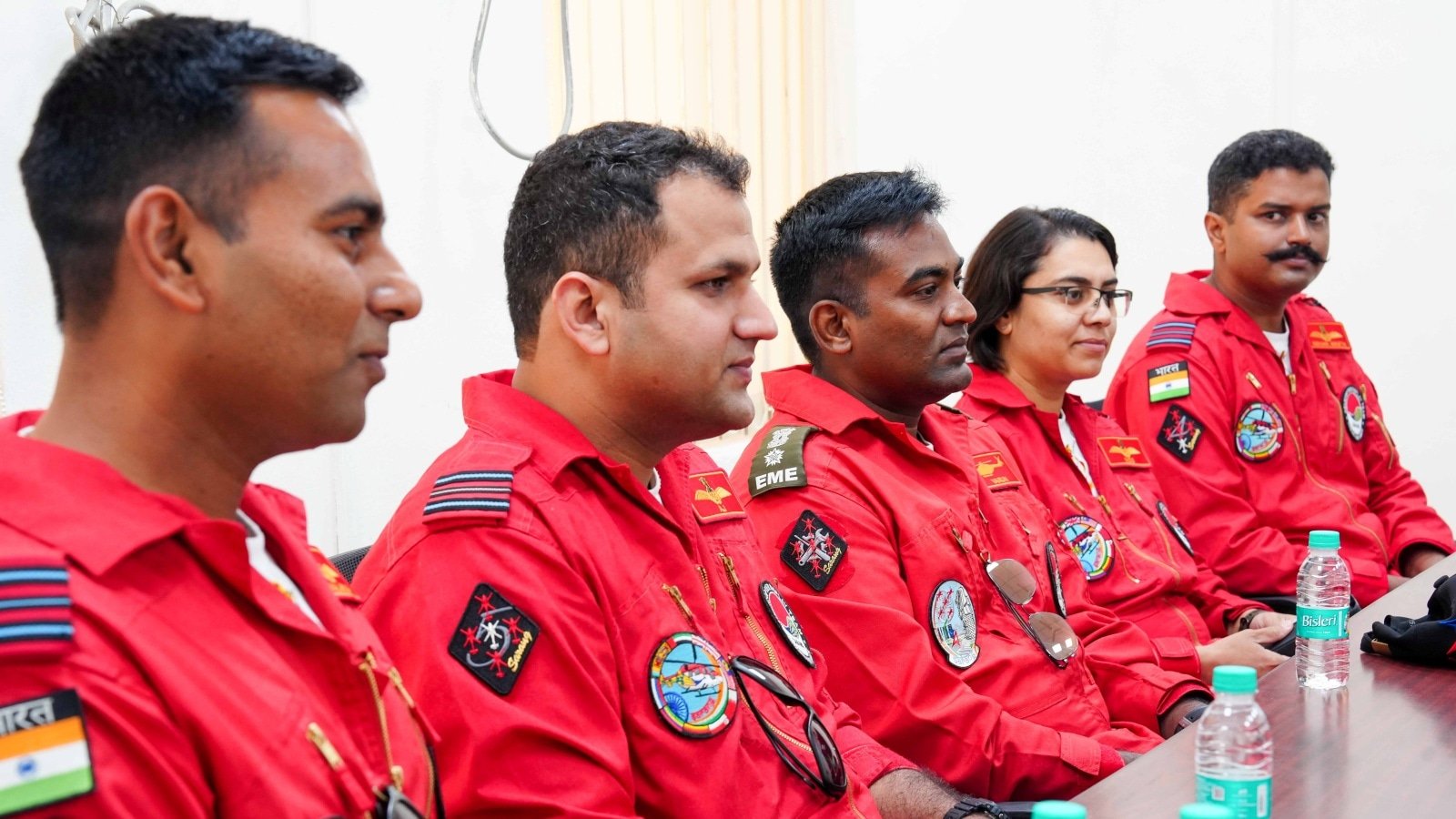 iafтАЩs-sarang-team-upgrades-signature-manoeuvres-from-four-to-five-helicopters