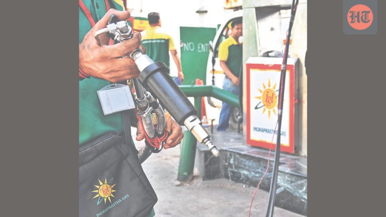 CNG price hiked by  ₹2.50/kg in Pune; new rate to be  ₹94.75 from midnight