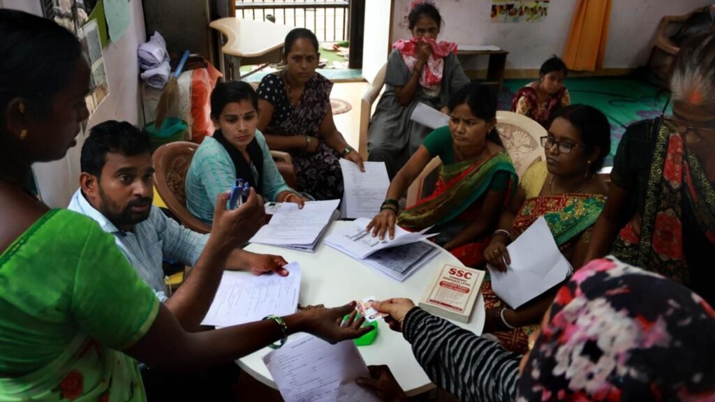 ‘save-some-ladki-bahin-money,-don’t-spend-it-on-shopping’:-maharashtra-minister