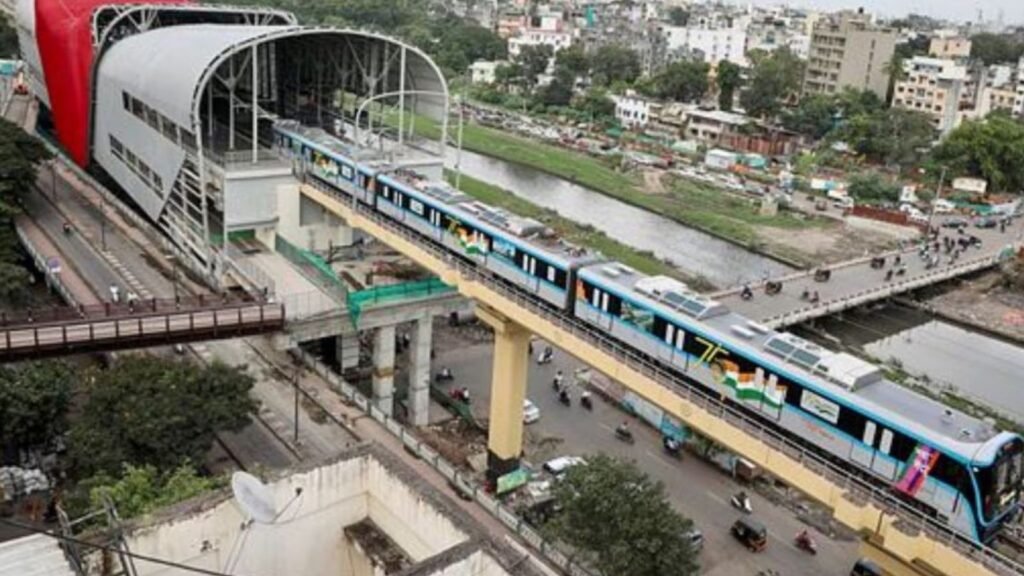 despite-safety-clearance,-pune-metro-line-3-awaits-cmo’s-reply-for-inauguration