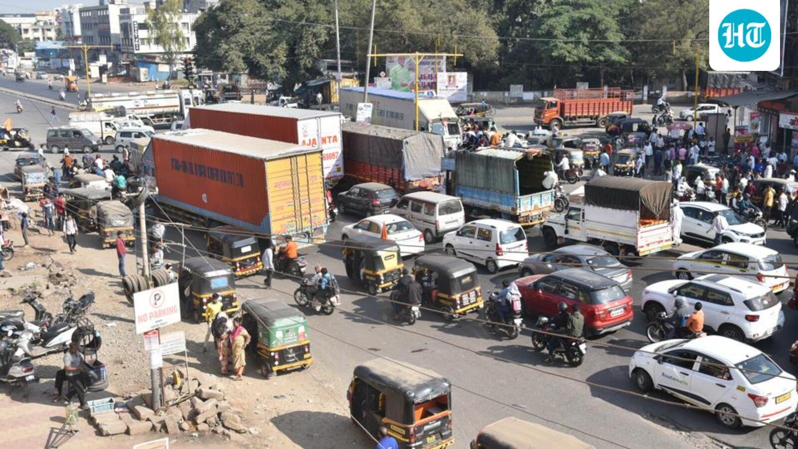 monday-musings:-who-is-responsible-for-the-infra-mess-in-indiaтАЩs-auto-hub?