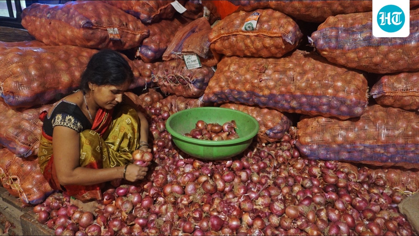 onion-wholesale-prices-fall-to-тВ╣46-per-kg-in-nashik-from-тВ╣55-a-month-ago