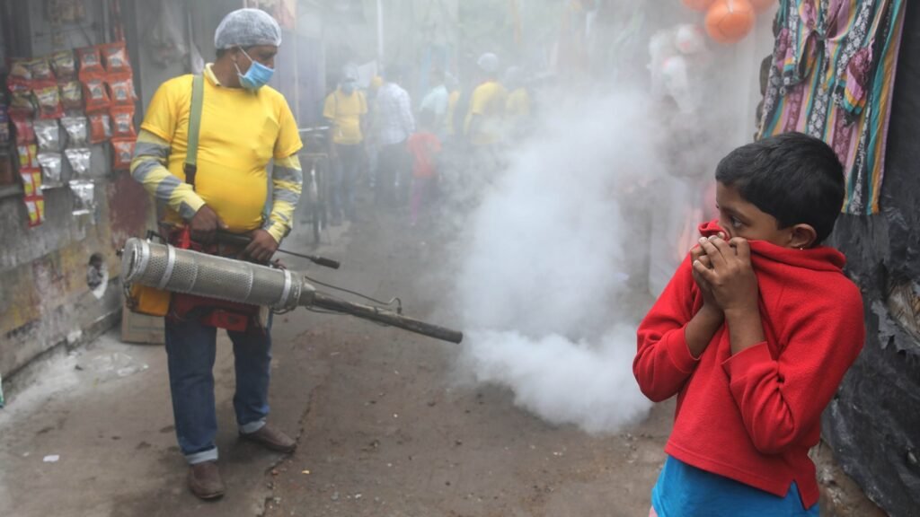 pune-dengue-cases-cross-2,000-this-year;-66%-reported-in-three-months