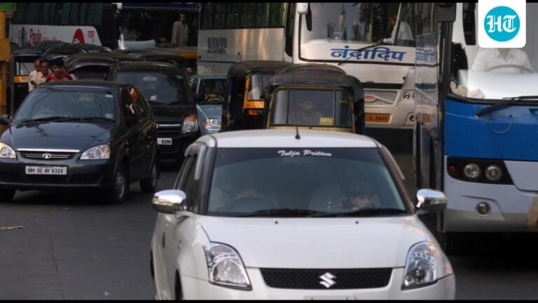 Pune RTO warns private buses against excess fares during Diwali